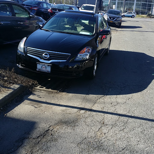 Car Dealer «White Plains Nissan Sales», reviews and photos, 500 Tarrytown Rd, White Plains, NY 10607, USA