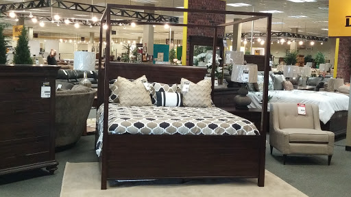 Furniture Store «The Dump Furniture Outlet», reviews and photos, 5700 NJ-42, Turnersville, NJ 08012, USA