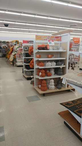 Fabric Store «Jo-Ann Fabrics and Crafts», reviews and photos, 4644 W Market St, Greensboro, NC 27407, USA