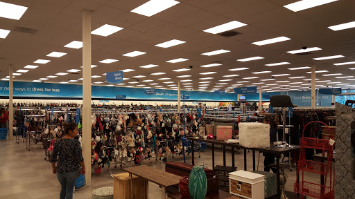 Clothing Store «Ross Dress for Less», reviews and photos, 8355 W Belmont Ave, River Grove, IL 60171, USA