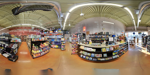 Liquor Store «Esplanade Wine & Spirits», reviews and photos, 2948 W Euclid Ave, Arlington Heights, IL 60005, USA