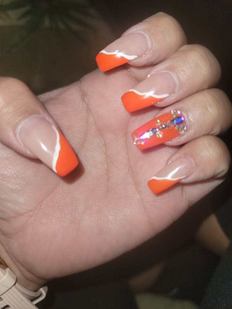 Green Leaf Nail Salon 11208