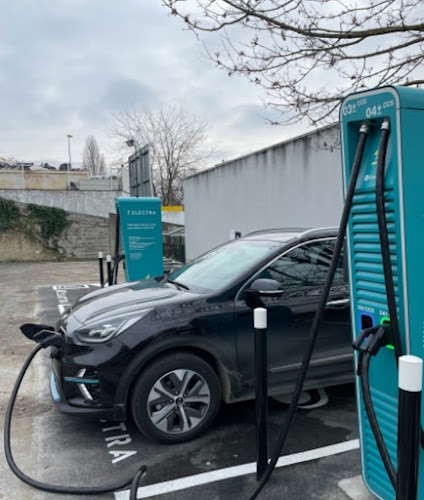 Borne de recharge de véhicules électriques Station de recharge pour véhicules électriques Chelles