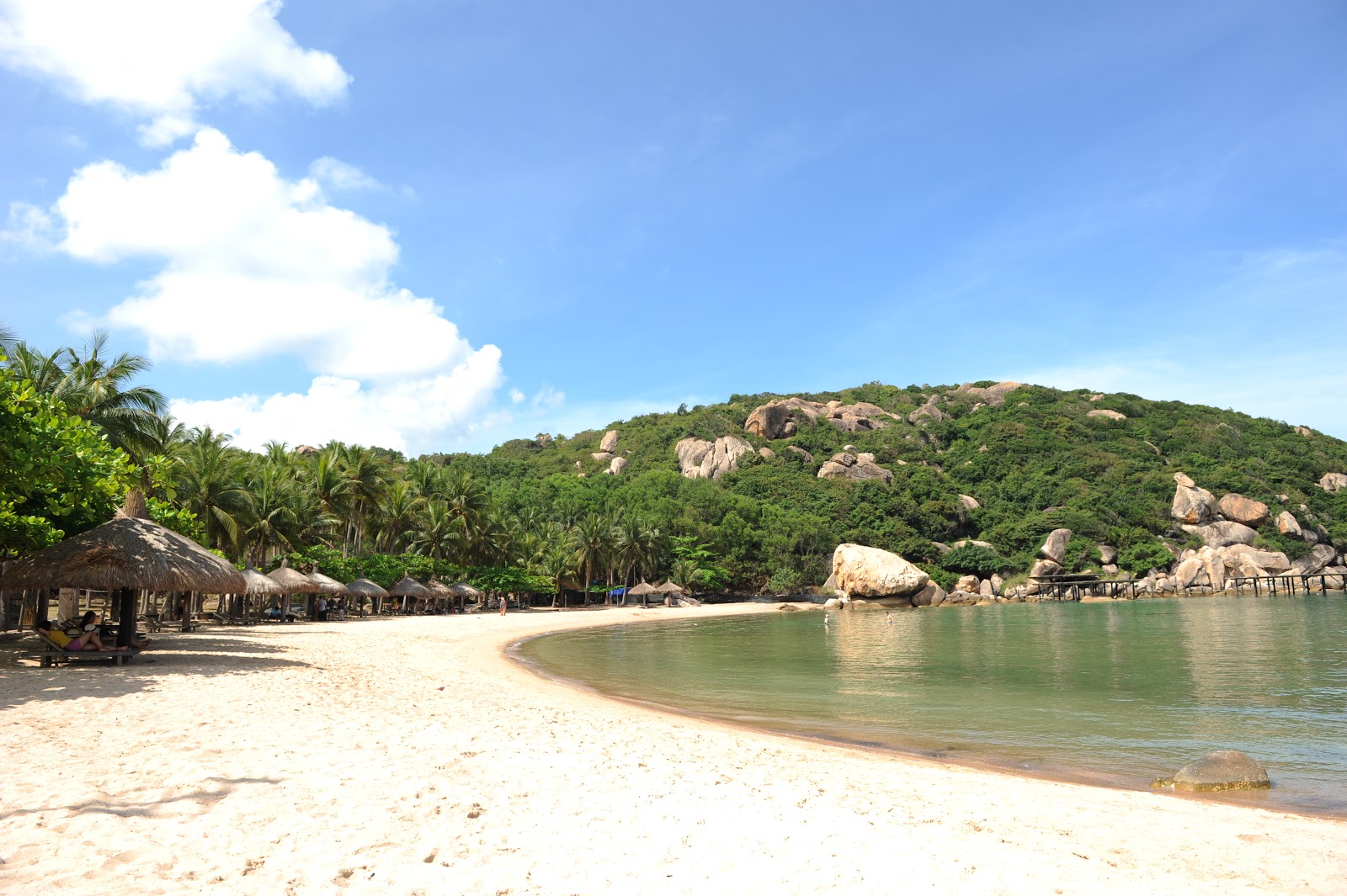Ngoc Suong Beach'in fotoğrafı otel alanı