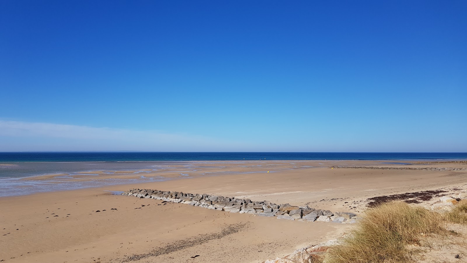 Photo de Portbail Beach - bon endroit convivial pour les animaux de compagnie pour les vacances