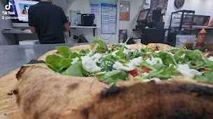 Photo n°22 de Pizza Perrine à La Roche-sur-Foron ()
