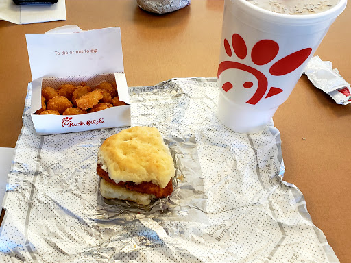 Fast Food Restaurant «Chick-fil-A», reviews and photos, 2679 E Bidwell St, Folsom, CA 95630, USA