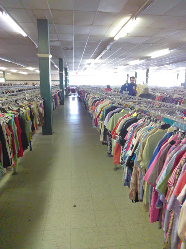 Thrift Store «Center of Hope Super Thrift Store», reviews and photos, 1700 Hamric Dr E, Oxford, AL 36203, USA
