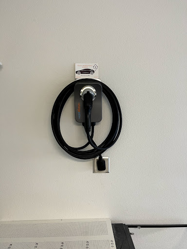Watsons Charging Stations & Electric image