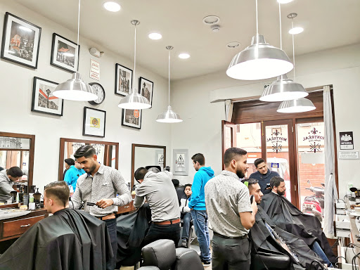 Men's hairdressers Lima