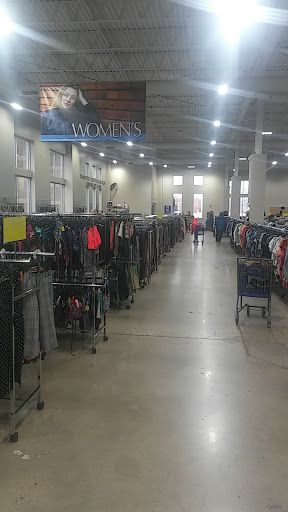 Thrift Store «Goodwill Store & Donation Center», reviews and photos, 12121 W Feerick St, Wauwatosa, WI 53222, USA