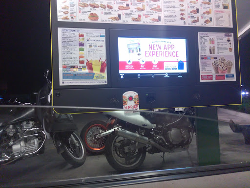 Fast Food Restaurant «Sonic Drive-In», reviews and photos, 1327 S 1st St, Yakima, WA 98901, USA