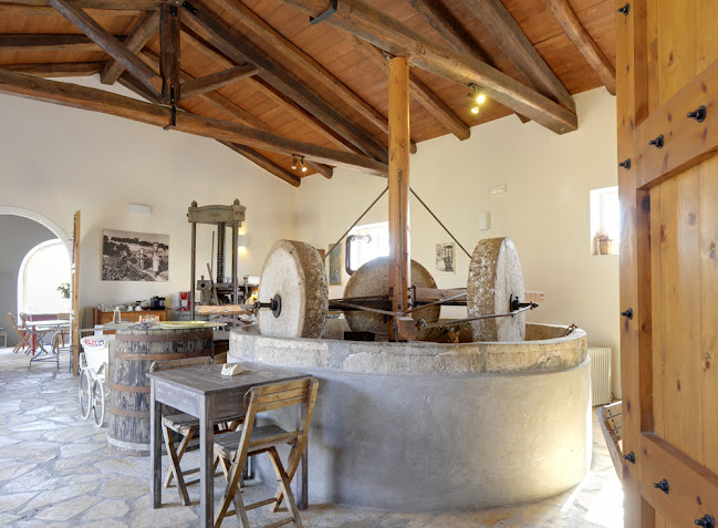 Σχόλια και κριτικές για το Ambelonas Corfu/Vineyard & restaurant