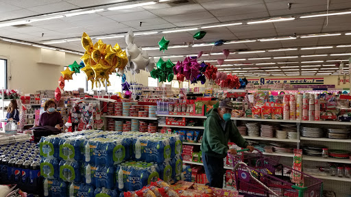 Discount Store «99 Cents Only Stores», reviews and photos, 12125 E Carson St, Hawaiian Gardens, CA 90716, USA