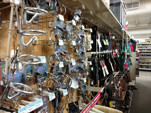 Home Improvement Store «Tractor Supply Co.», reviews and photos, 715 TN-46, Dickson, TN 37055, USA