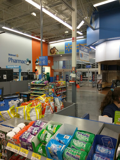 Discount Store «Walmart», reviews and photos, 19191 N Kelsey Street, Monroe, WA 98272, USA