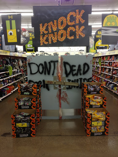 Shopping Mall «Southwest Square Shopping Center», reviews and photos, 2161 Eakin Rd, Columbus, OH 43223, USA