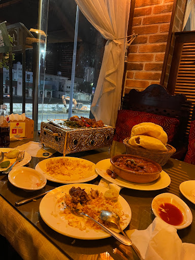 مطعم ليالي ام كلثوم (الطعم الشرقي الاصيل)