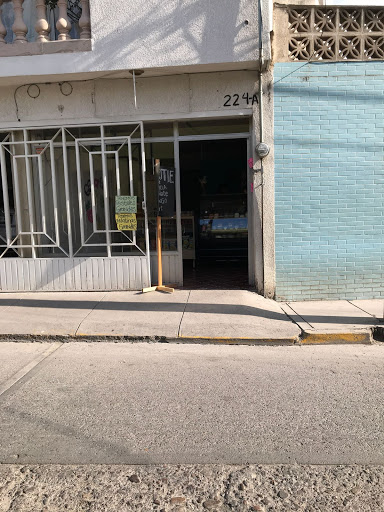 Postrería KAANDALU en Encarnación de Díaz