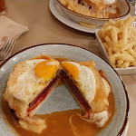 Photo n°3 de l'avis de Juan.a fait le 16/10/2023 à 20:23 sur le  Francesinhas da Rasa à Vila Nova de Gaia