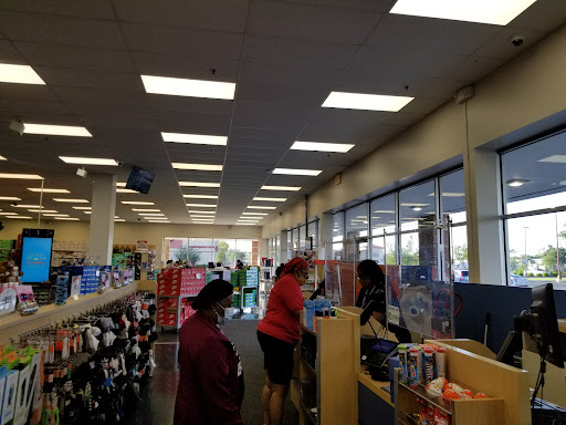 Shoe Store «Shoe Carnival», reviews and photos, 5802 E Virginia Beach Blvd, Norfolk, VA 23502, USA