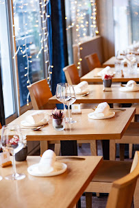 Atmosphère du Restaurant thaï Maythai Paris - Restaurant & Brunch - n°17