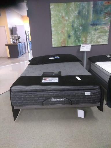 Appliance Store «Famous Tate Appliance & Bedding Center», reviews and photos, 3347 Henderson Blvd, Tampa, FL 33609, USA