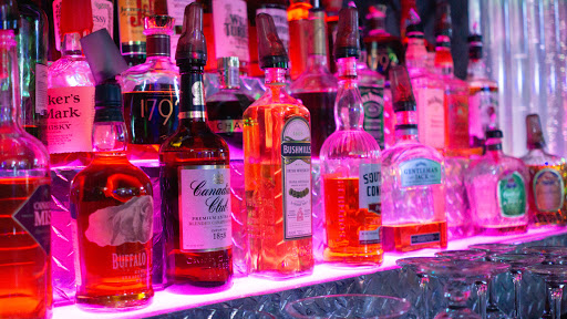 Lounge «Pk Tunn Lounge Bar & Grill», reviews and photos, 3103 Lawrenceville-Suwanee Rd, Suwanee, GA 30024, USA