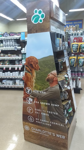 Pet Supply Store «Petco Animal Supplies», reviews and photos, 3055 Columbia Blvd #117, Titusville, FL 32780, USA