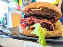 Plats et boissons du Restaurant de hamburgers La Plage Café à Hourtin - n°18