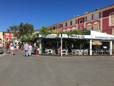 Supermarché Utile à Grimaud