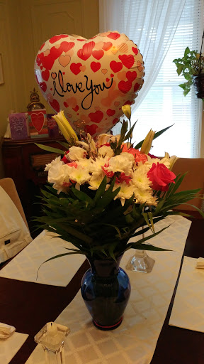 Florist «Jerome Florist & Gifts», reviews and photos, 3724 E Tremont Ave, Bronx, NY 10465, USA