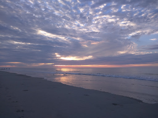 Bar & Grill «The Club at Diamond Beach», reviews and photos, 600 E Raleigh Ave, Wildwood Crest, NJ 08260, USA