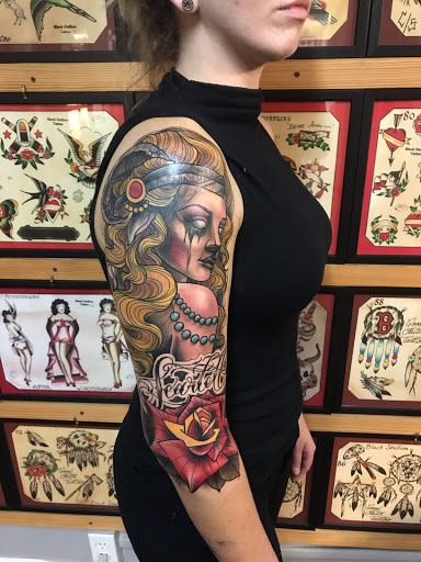 Tattoo Shop «Virtuoso Tattoo», reviews and photos, 121 W Pipeline Rd, Hurst, TX 76053, USA
