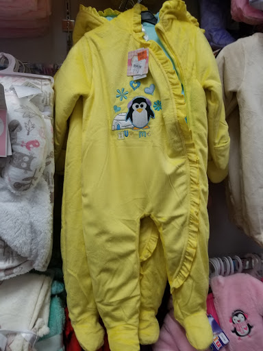 Discount Store «Fallas Discount Stores», reviews and photos, 122 E Olney Ave, Philadelphia, PA 19120, USA