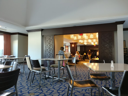 Hotel «Embassy Suites by Hilton Boston/Waltham», reviews and photos, 550 Winter St, Waltham, MA 02451, USA