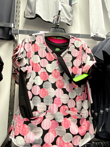 Uniform Store «Scrub Pro Uniforms & Gallo Clothing», reviews and photos, 78 Mountain Rd, Glen Burnie, MD 21060, USA
