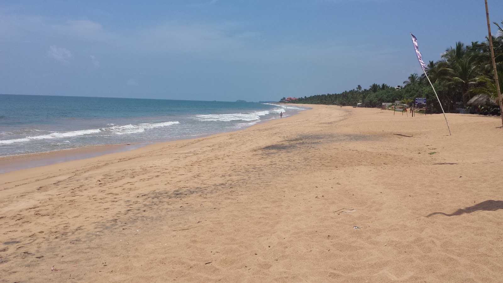 Fotografie cu Sabaidee Beach cu nivelul de curățenie înalt