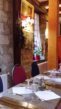 Atmosphère du Restaurant français L'Amandier à Clamart - n°11