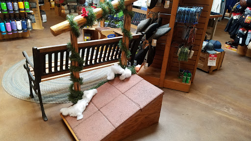 Outdoor Sports Store «Adventure 16», reviews and photos, 5425 Reseda Blvd, Tarzana, CA 91356, USA