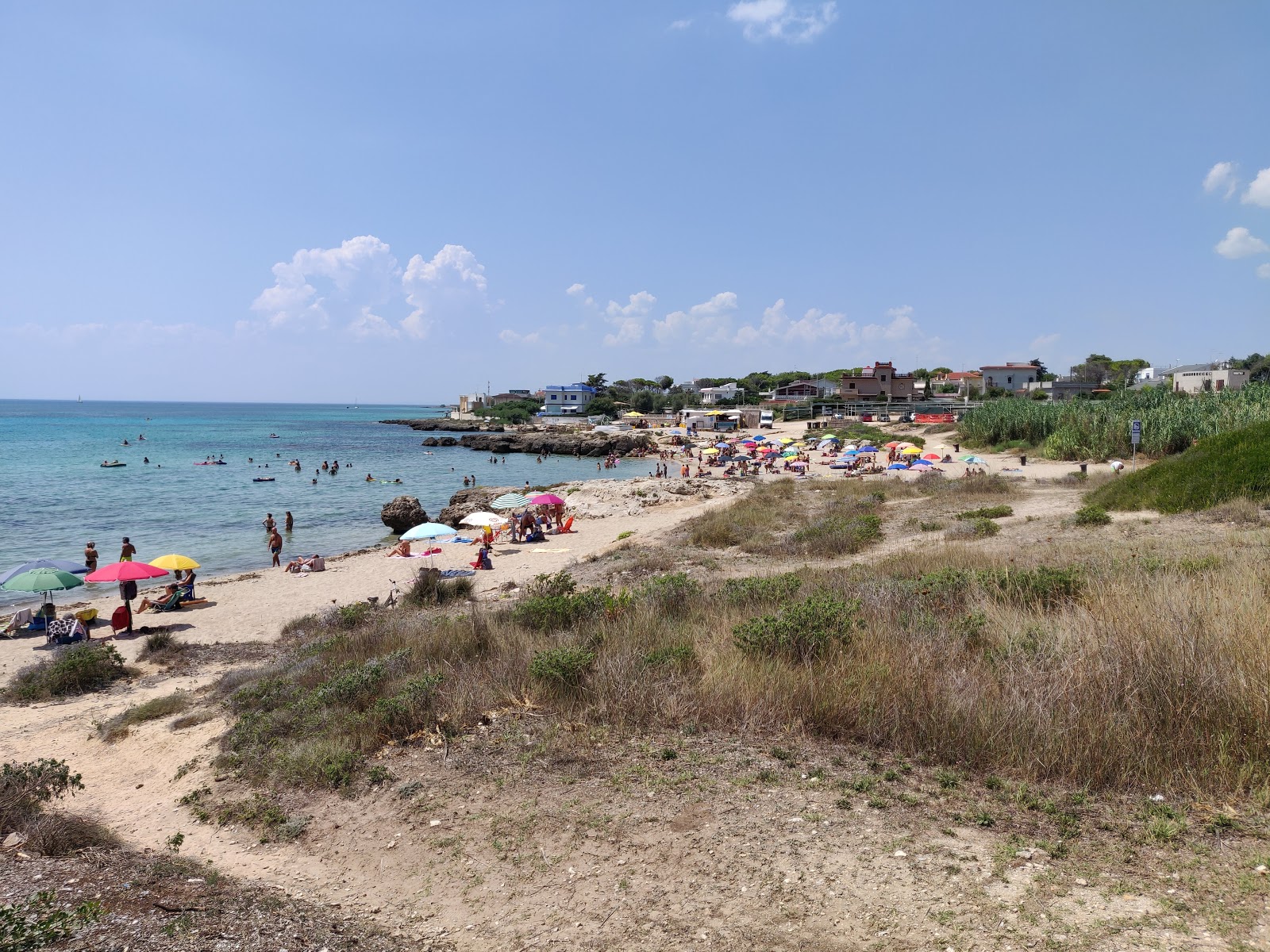 Photo de Spiaggia di Lido Bruno avec un niveau de propreté de sale
