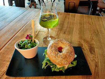 L'entrepotes Bar et Cave a Bieres à Montaigu