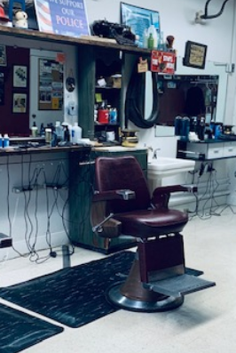 Barber Shop «Clip Joint Barber Shop», reviews and photos, 1314 Riverside Dr, McHenry, IL 60050, USA