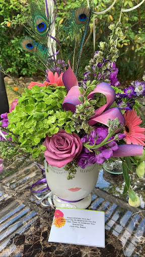 Florist «Genesee Florist», reviews and photos, 7756 Starling Dr, San Diego, CA 92123, USA