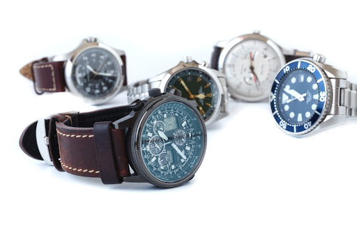 Pawn Shop «La Familia Pawn and Jewelry», reviews and photos, 2057 Americana Blvd, Orlando, FL 32839, USA