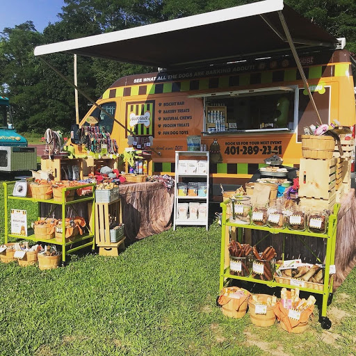 Pet Store «WOOF! WOOF! Pet Boutique & Biscuit Bar», reviews and photos, 31 Bradford St, Bristol, RI 02809, USA