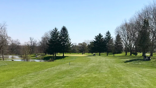 Golf Club «Pines Golf Club & Restaurant», reviews and photos, 1319 N Millborne Rd, Orrville, OH 44667, USA
