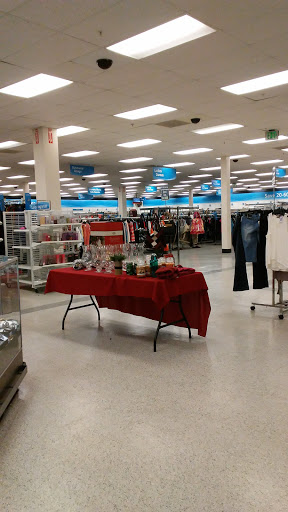 Clothing Store «Ross Dress for Less», reviews and photos, 12115 Biscayne Blvd, North Miami, FL 33181, USA