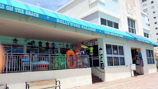Oceanwalk Mall, 101 N Ocean Dr, Hollywood, FL 33019, USA, 