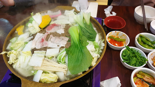韓味軒韓國料理 的照片